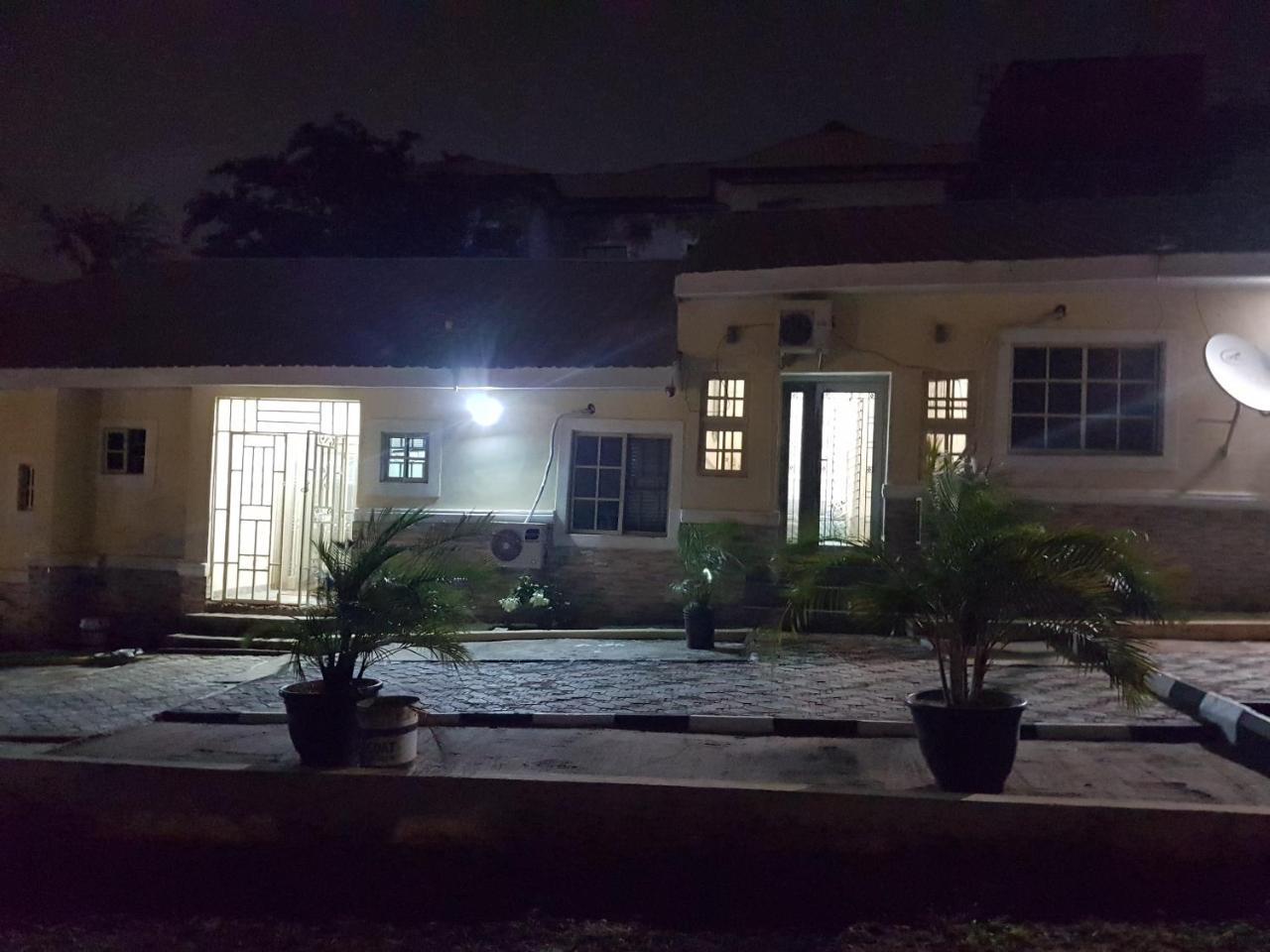 Rock Towers Apartments Abuja Ngoại thất bức ảnh