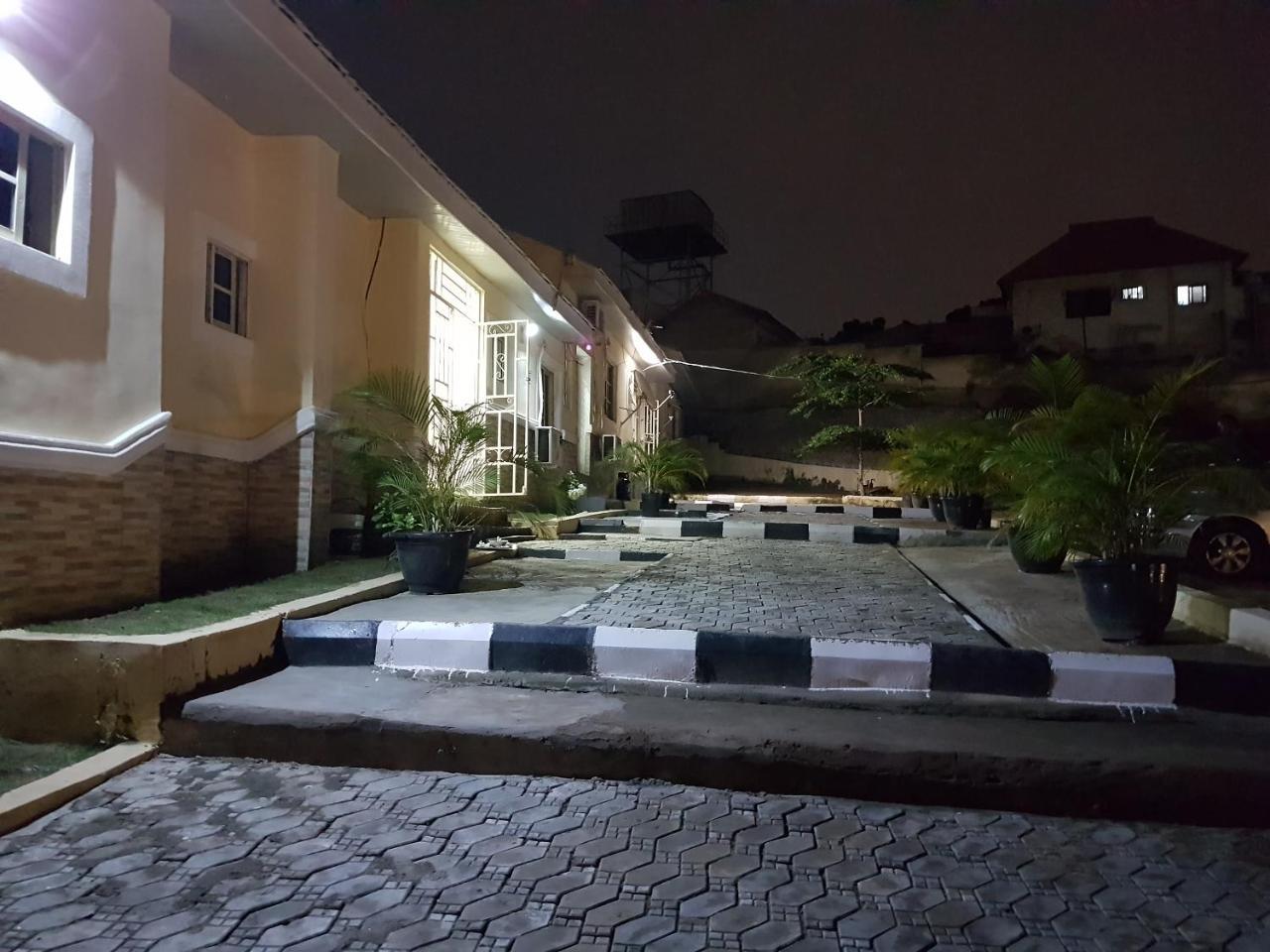 Rock Towers Apartments Abuja Ngoại thất bức ảnh