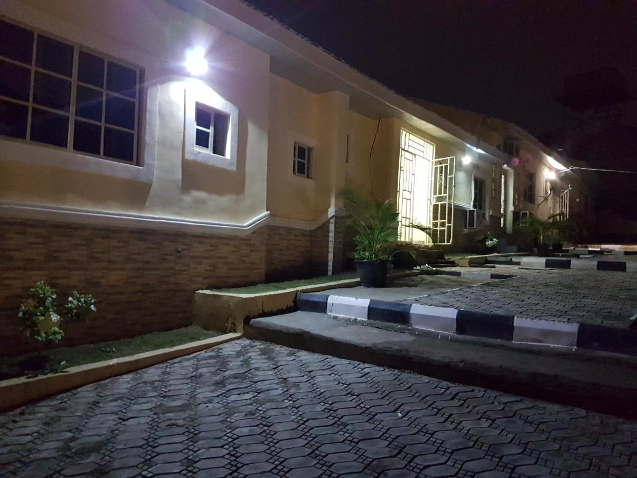 Rock Towers Apartments Abuja Ngoại thất bức ảnh